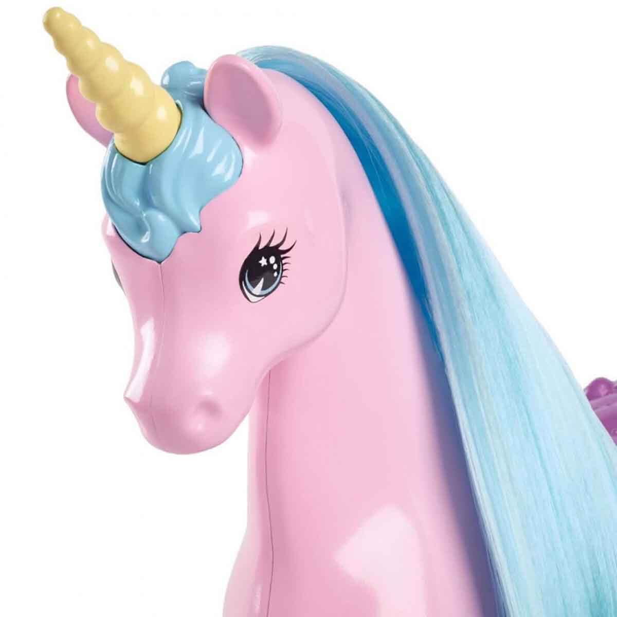 Barbie Bebek ve Tek Boynuzlu Atı