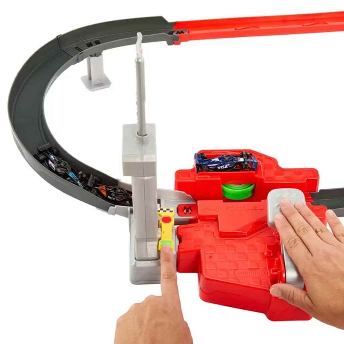 Hot Wheels Formula 1 Yarış Pisti ve Oyun Seti