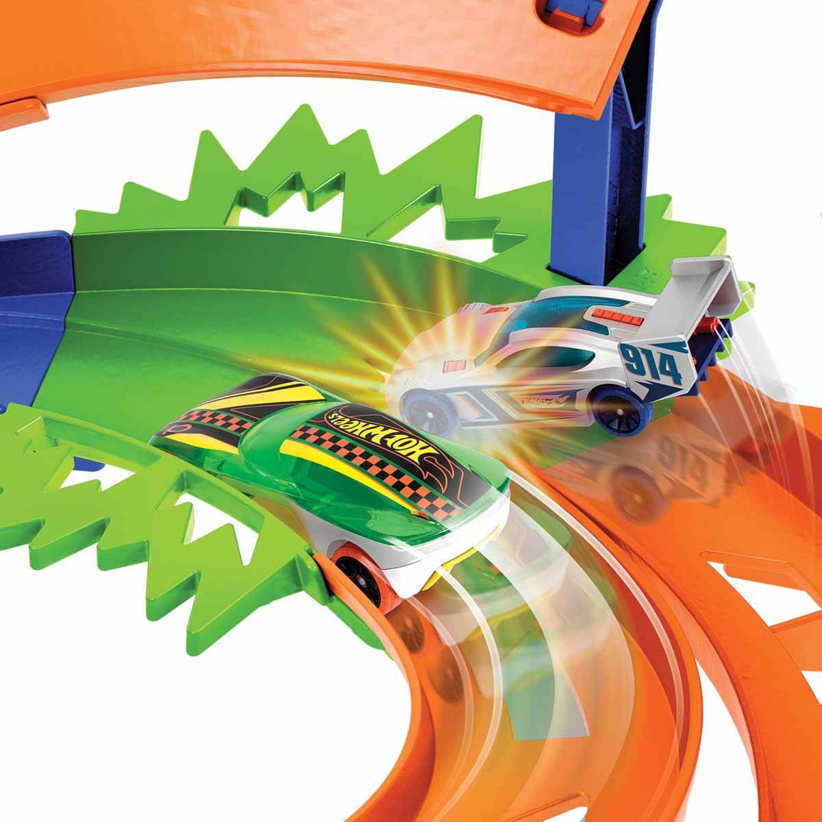 Hot Wheels Yarış ve Akrobasi Pisti 2li