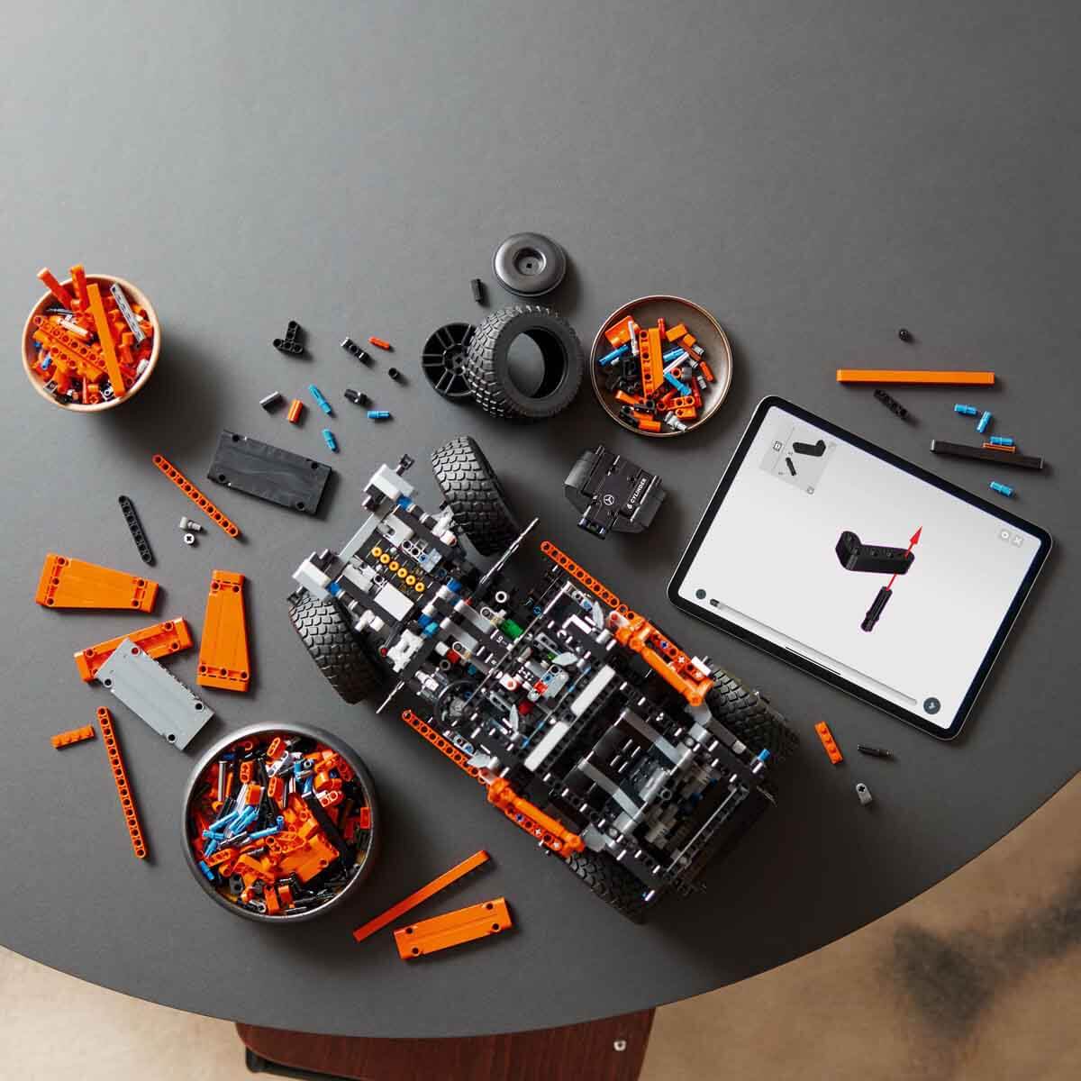 LEGO Technic Mercedes Benz G 500 Professıonal Lıne