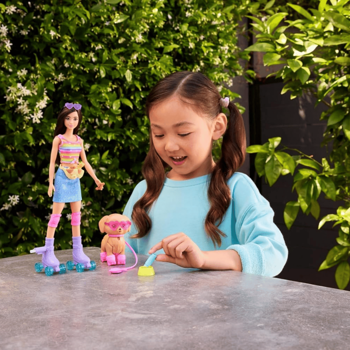 Barbie Paten Eğlencesi Bebek Kahverengi Saçlı