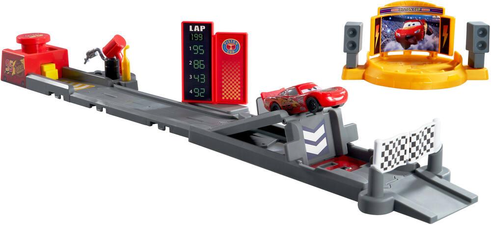 Cars Maceraya Başlangıç Oyun Seti JDJ02