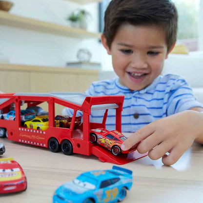 Cars Mack Hauler Taşıyıcı Tır Oyun Seti HDN03