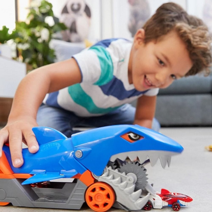 Hot Wheels Köpek Balığı Taşıyıcı GVG36