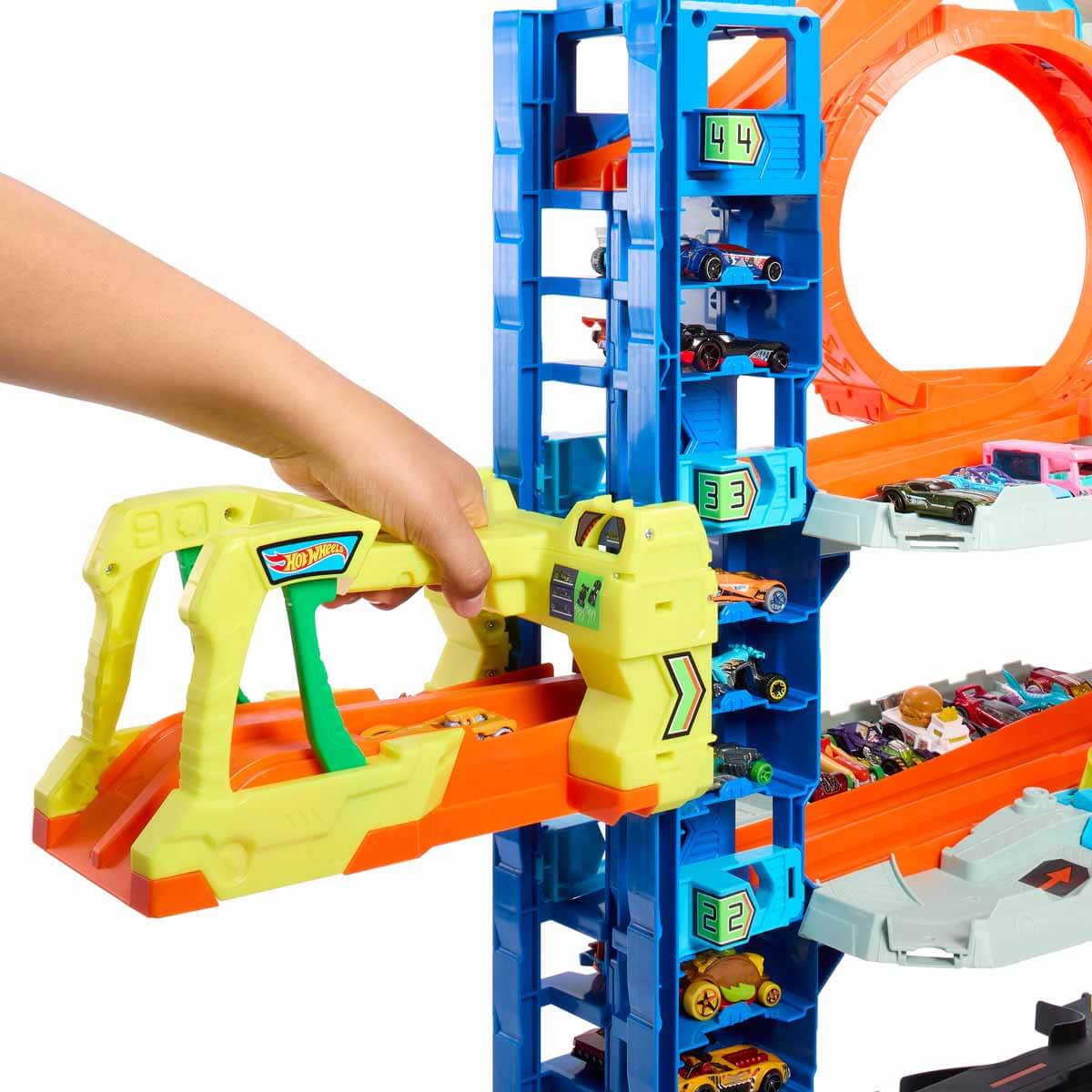 Hot Wheels Yeni Ultimate Garaj
