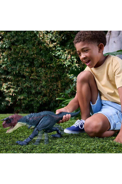 Jurassic World Carnotaurus Sesli Figür 43 cm