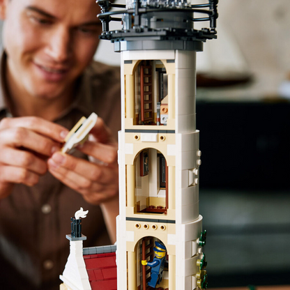 LEGO Ideas Motorlu Deniz Feneri 21335