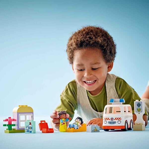 LEGO DUPLO Ambulans ve Sürücü