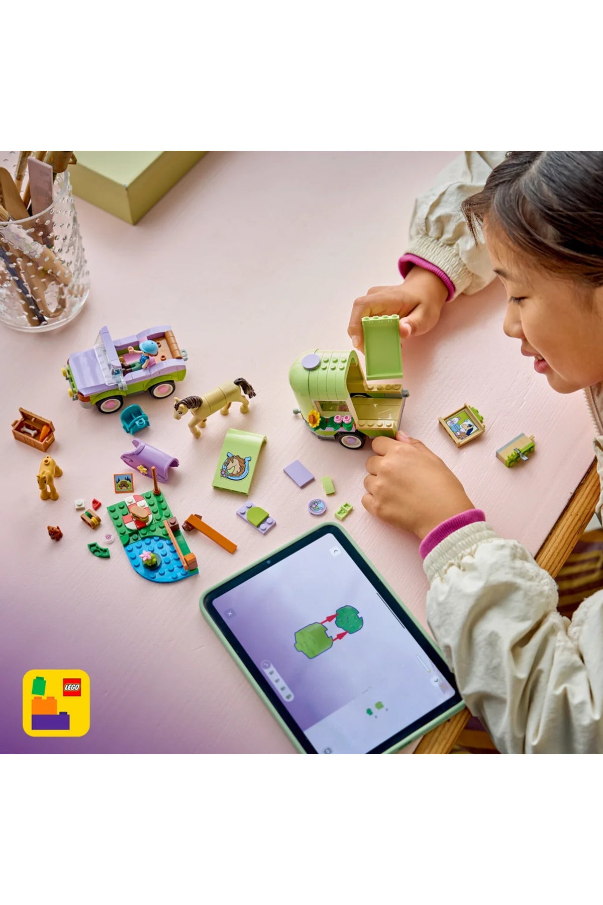LEGO Friends At ve Tay Römorku 42695