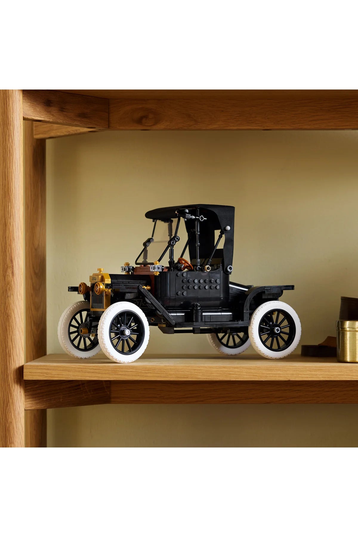LEGO Icons Ford Model T 11376