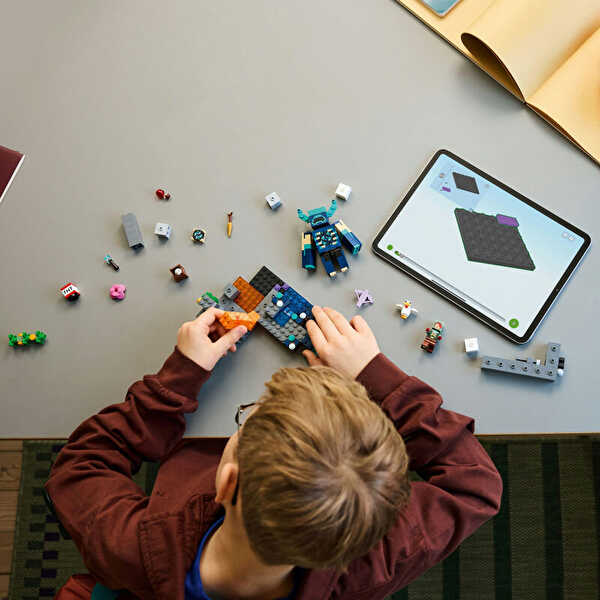 LEGO Minecraft Bekçi Karşılaşması