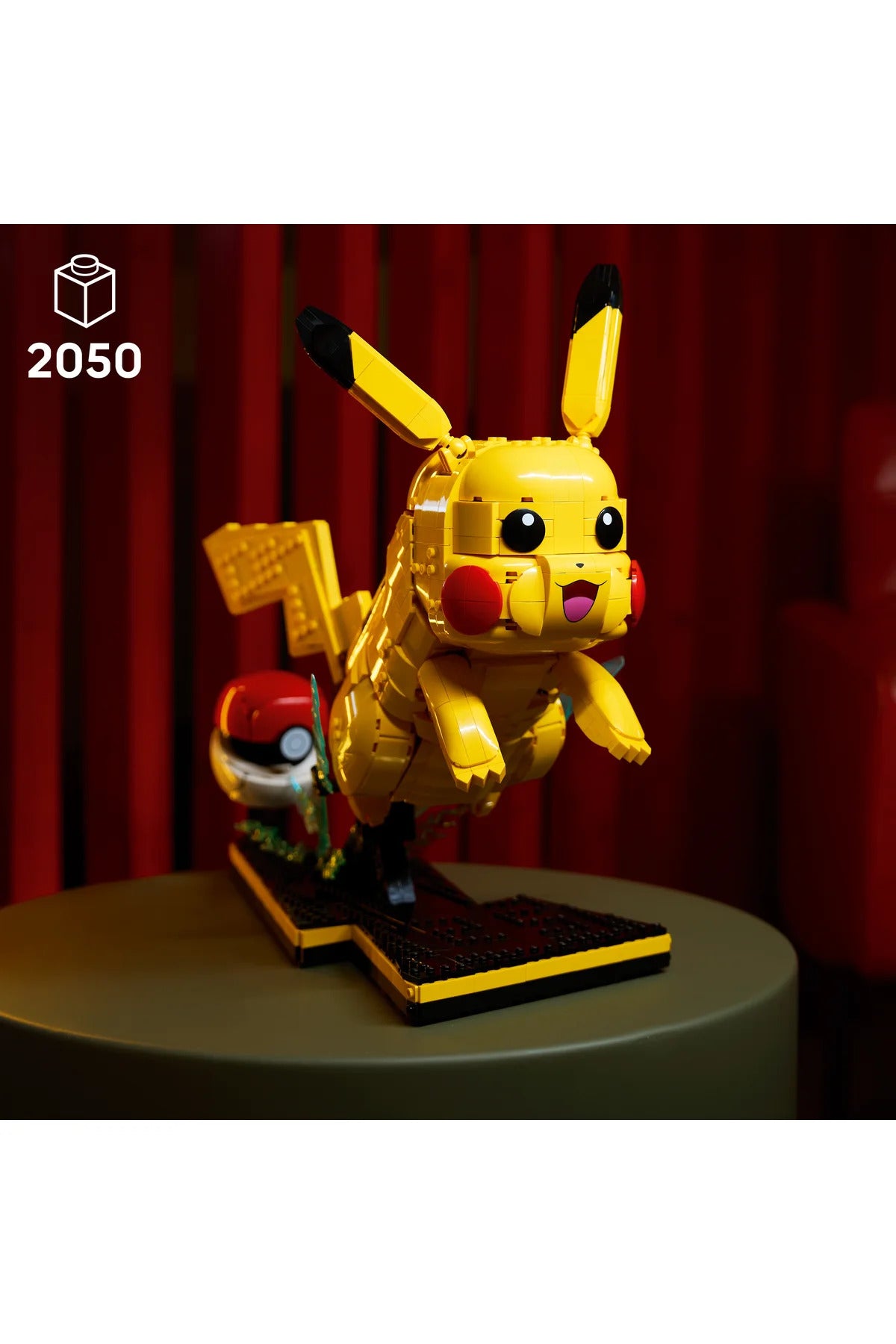 LEGO Pokemon Pikachu ve Poke Topu 72152