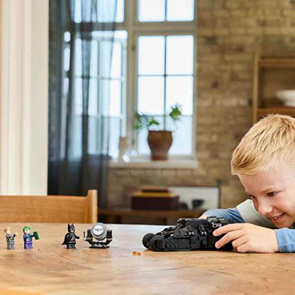 LEGO Super Heroes Batman Tumbler Two Face ve Joker'e Karşı 76303
