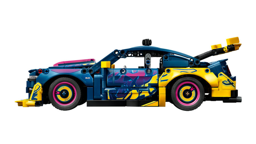 LEGO Technic Modifiye Ford Mustang GT Araba 42236