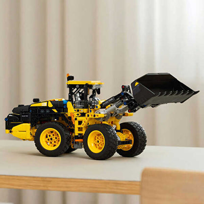 LEGO Technic Volvo L120 Electric Tekerlekli Yükleyici 42209