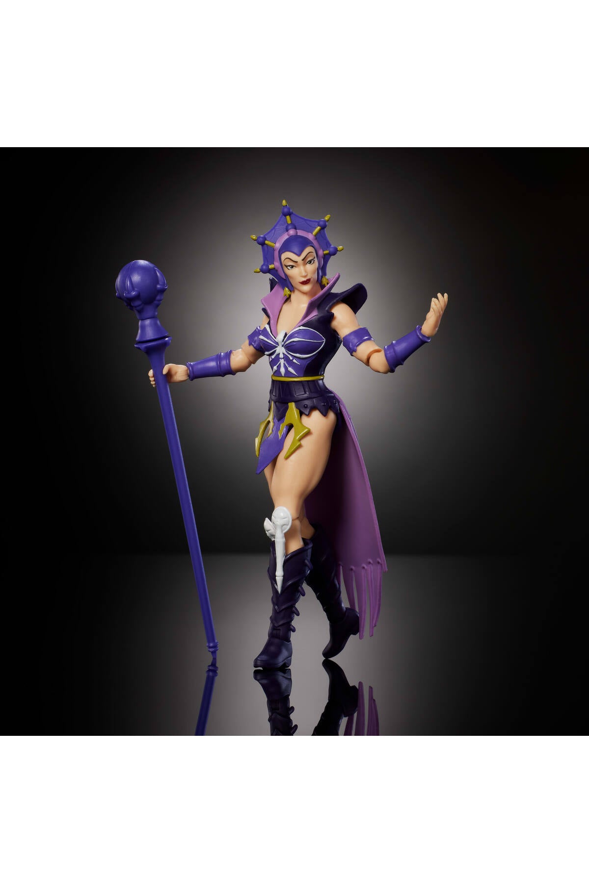 MOTU Origins Evil Lyn Aksiyon Figürü