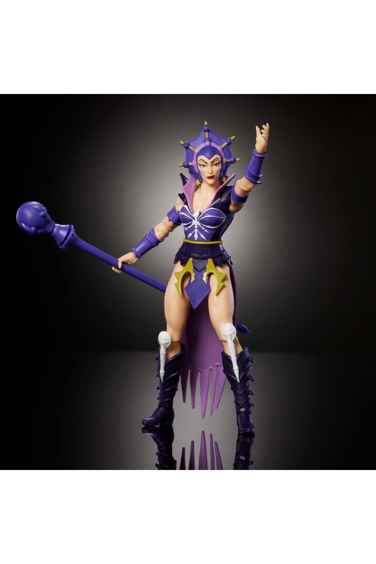 MOTU Origins Evil Lyn Aksiyon Figürü