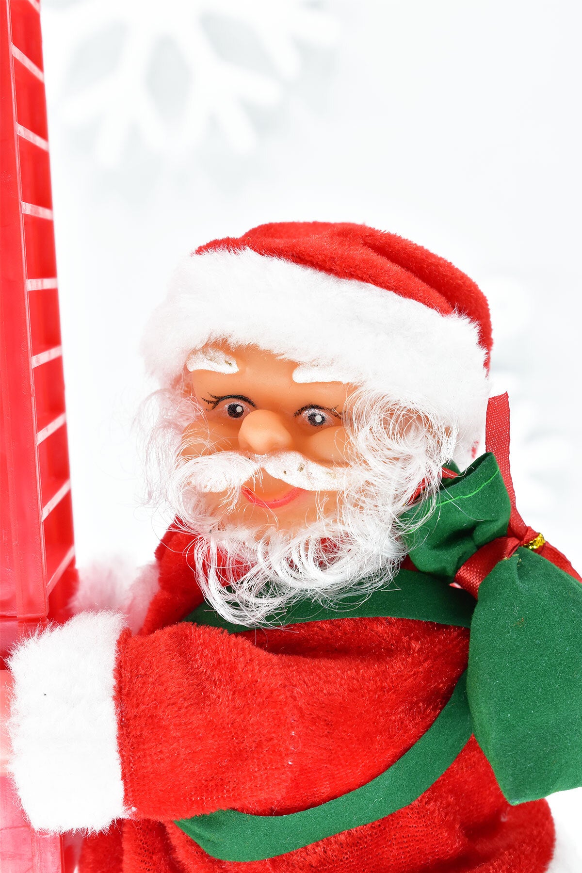 Noel Baba Tırmanan Merdivenli Yılbaşı Süs