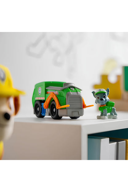 PAW Patrol Rocky Figürü ve Geri Dönüşüm Kamyonu