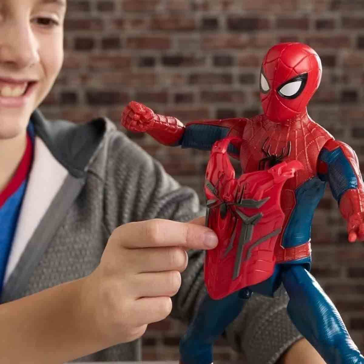 Spider-Man  Titan Serisi Aksiyon Figürü